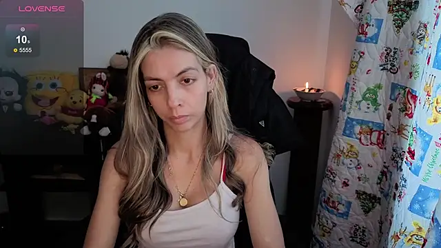 Princezzlove3 online show from January 14, 5:49 pm