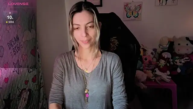 Princezzlove3 online show from September 12, 4:51 pm