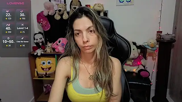 Snapshot of Princezzlove3 chatting on November 16, 11:19 pm Princezzlove3 online show from November 16, 11:19 pm