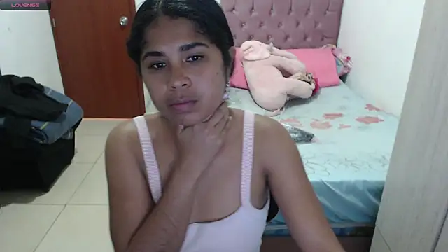 Snapshot of july-feria chatting on October 22, 7:02 pm july-feria online show from October 22, 7:02 pm