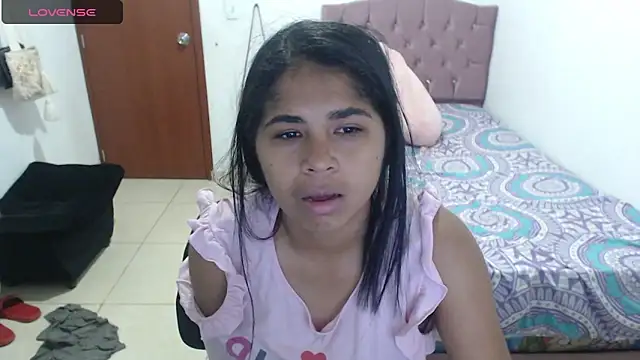 Snapshot of july-feria chatting on February 10, 2:08 am july-feria online show from February 10, 2:08 am