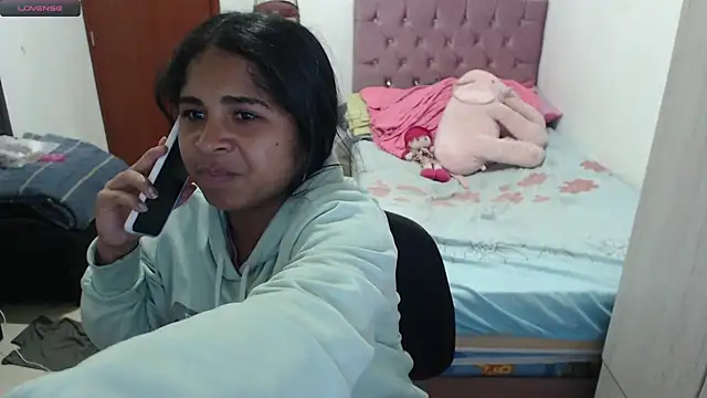 Snapshot of july-feria chatting on October 25, 2:44 am july-feria online show from October 25, 2:44 am