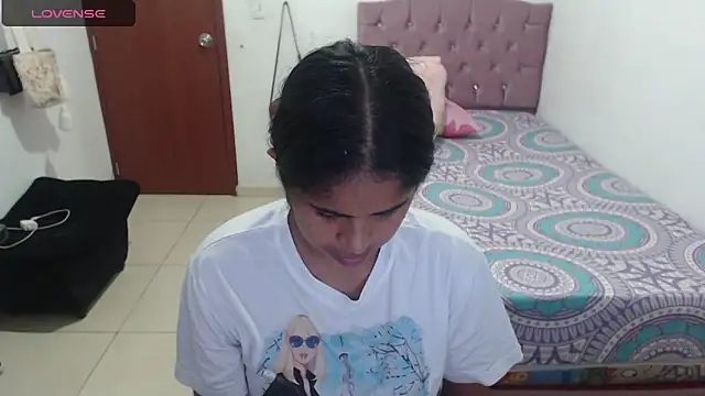 Snapshot of july-feria chatting on February 5, 12:42 am july-feria online show from February 5, 12:42 am