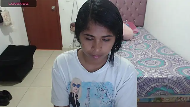 Snapshot of july-feria chatting on February 19, 5:49 pm july-feria online show from February 19, 5:49 pm