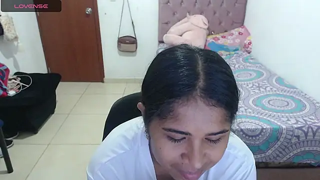 Snapshot of july-feria chatting on February 28, 10:50 pm july-feria online show from February 28, 10:50 pm