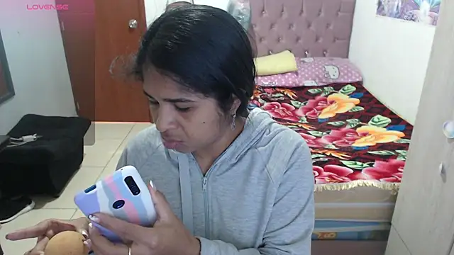 july-feria online show from December 16, 2:54 pm