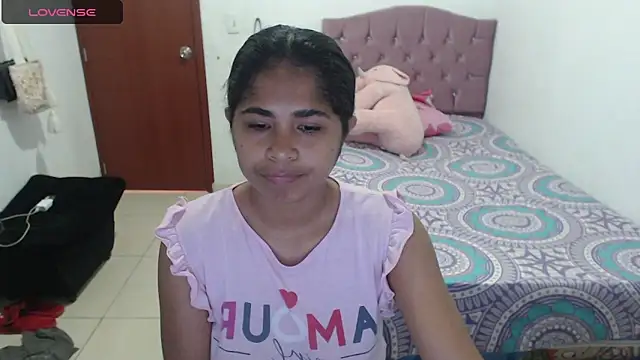 Snapshot of july-feria chatting on February 8, 4:04 pm july-feria online show from February 8, 4:04 pm