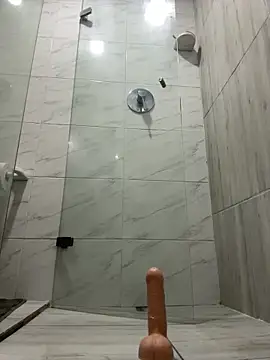 arturguy00 online show from April 5, 5:14 am