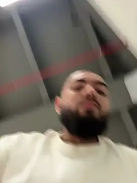 arturguy00 online show from February 11, 8:52 pm