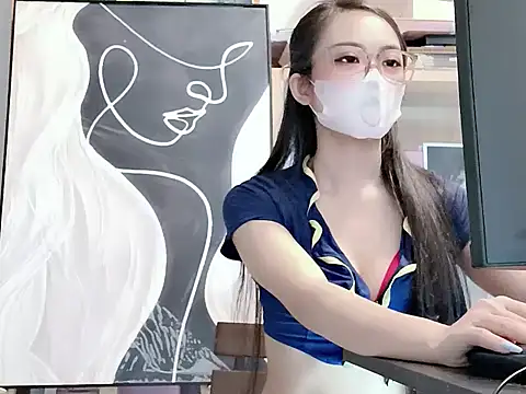 Lush-Office online show from November 10, 8:30 am