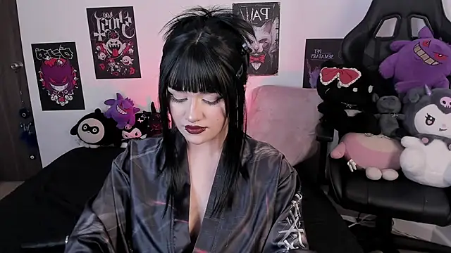 raven  white1 online show from February 8, 7:00 pm