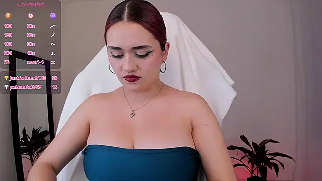 raven  white1 online show from January 18, 12:02 am