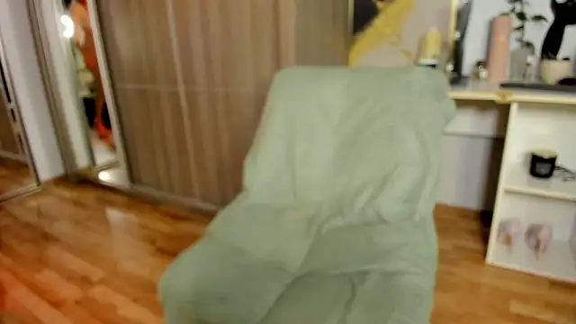 CzaR Zmyslowosc online show from March 26, 5:11 pm