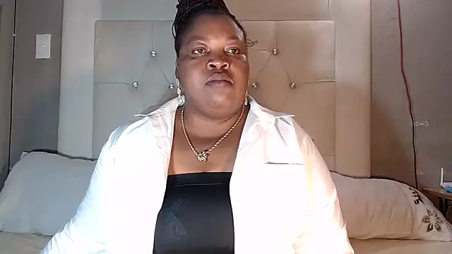 omalicha98 online show from March 9, 7:12 am