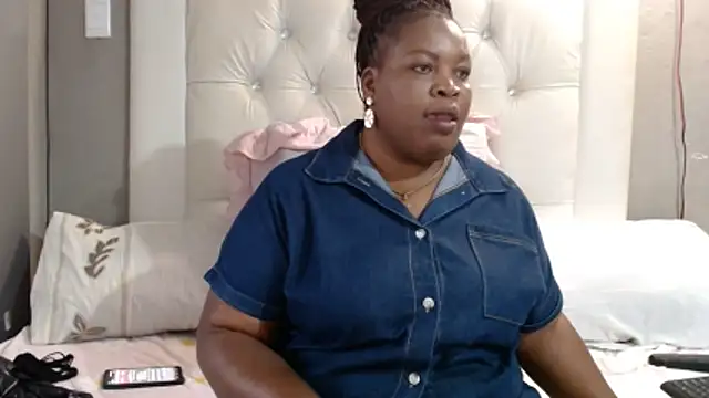 omalicha98 online show from February 28, 6:13 am