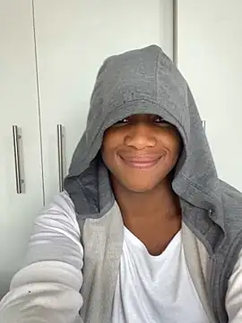 snotLoud online show from February 28, 5:48 am