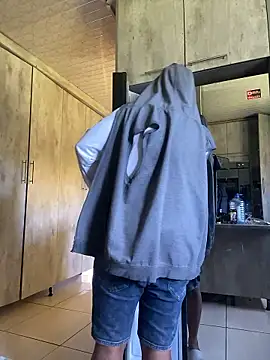 snotLoud online show from January 11, 8:32 am