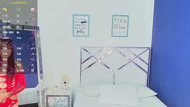 hot-littlechill online show from February 13, 1:05 pm