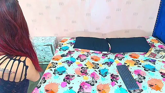 hot-littlechill online show from February 21, 1:00 pm