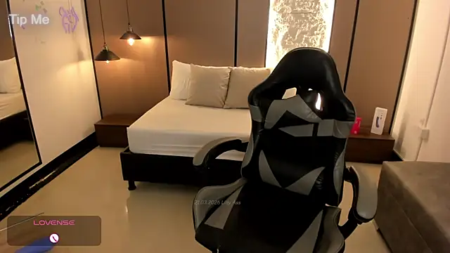 lilly ass  online show from March 21, 12:53 pm