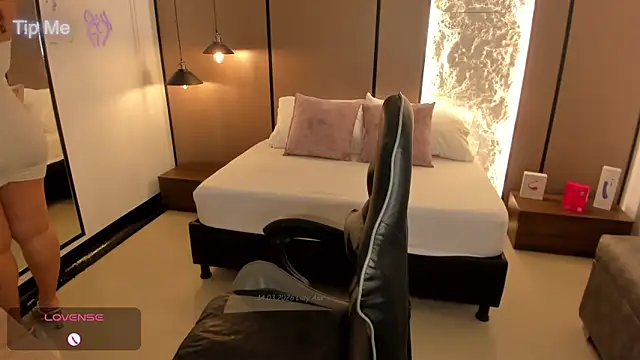 lilly ass  online show from March 14, 12:55 pm