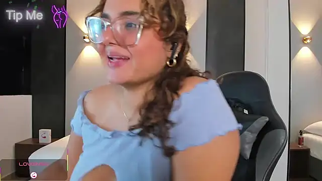 lilly ass  online show from September 27, 12:39 am