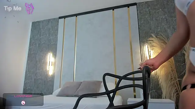 lilly ass  online show from November 15, 12:53 pm