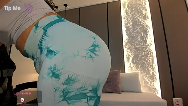 lilly ass  online show from November 28, 1:00 pm