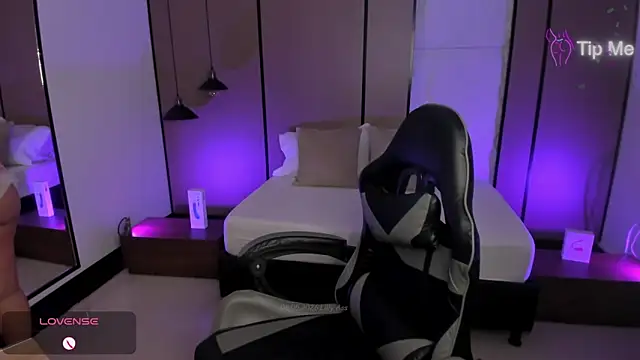 lilly ass  online show from May 8, 12:42 pm