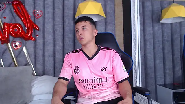 BrandonColee online show from February 19, 3:38 pm