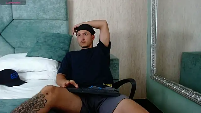 BrandonColee online show from March 13, 6:23 pm