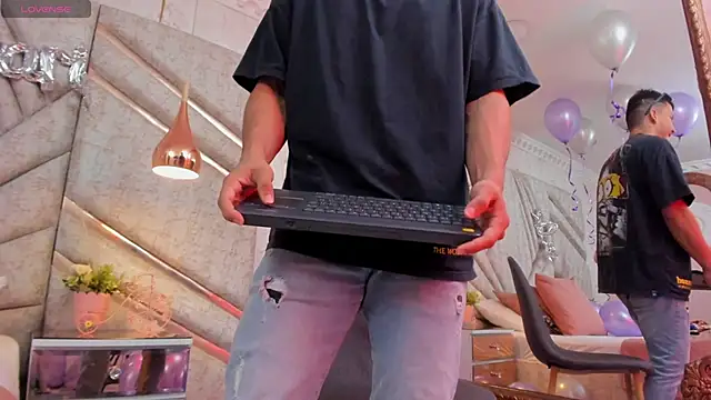 BrandonColee online show from February 18, 1:44 pm