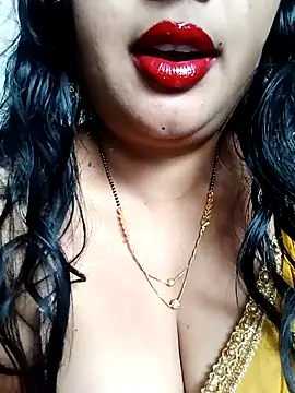 Snapshot of Haseena_Baby chatting on November 30, 7:42 am Haseena Baby online show from November 30, 7:42 am