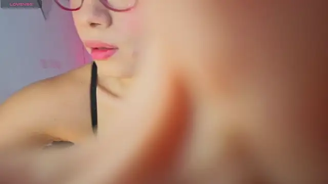 Snapshot of Anatomson___ chatting on December 1, 3:57 pm Anatomson online show from December 1, 3:57 pm