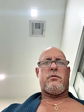 carlospingalinda online show from September 15, 9:37 pm