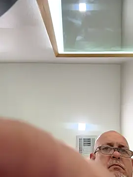 carlospingalinda online show from October 5, 8:54 pm