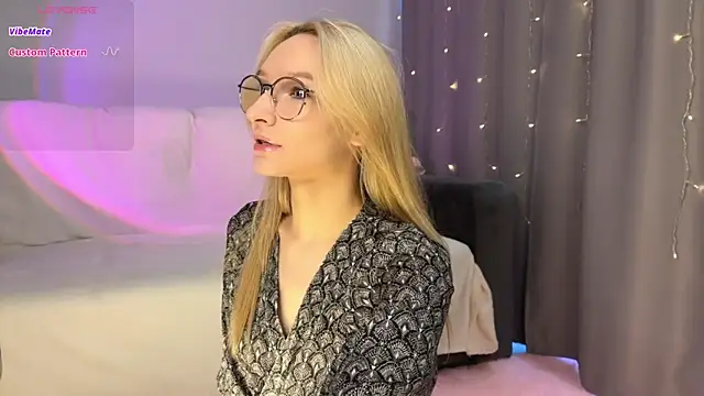 dontouchmyass online show from November 16, 4:39 am