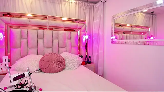 Katalina Evans online show from December 20, 11:02 am