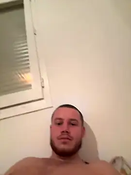 Snapshot of purplhouse chatting on December 1, 8:37 am purplhouse online show from December 1, 8:37 am