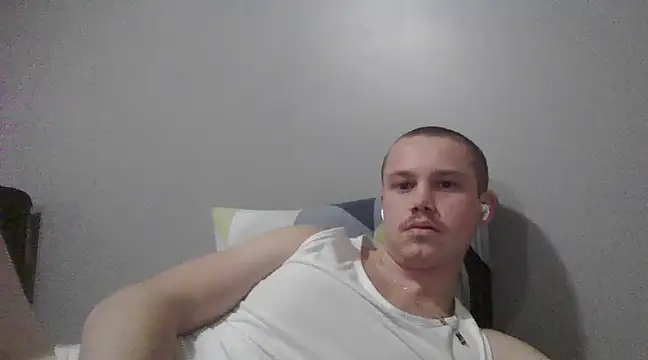 Snapshot of purplhouse chatting on January 12, 5:22 pm purplhouse online show from January 12, 5:22 pm