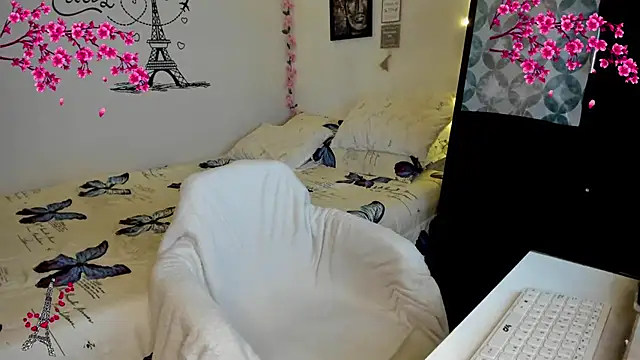 nataparis online show from January 17, 12:26 am