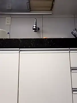 Snapshot of Donnasexy5 chatting on February 10, 8:53 pm Donnasexy5 online show from February 10, 8:53 pm