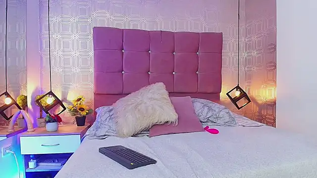 victoriapalmerfg online show from March 13, 10:54 pm