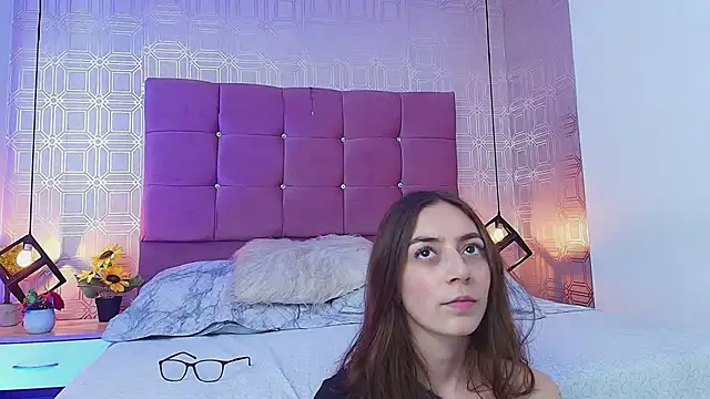 victoriapalmerfg online show from March 14, 11:11 pm