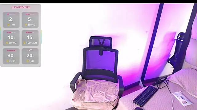 esmeralda-bk online show from February 16, 9:13 pm