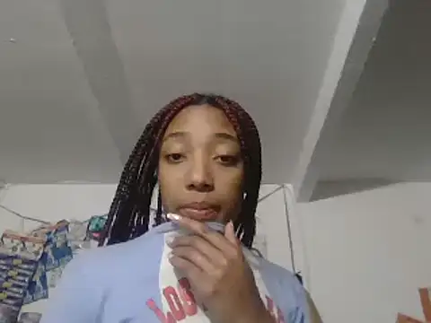 Snapshot of esmeralda-bk chatting on March 22, 1:00 am esmeralda-bk online show from March 22, 1:00 am