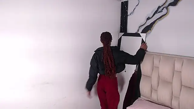 esmeralda-bk online show from February 19, 9:12 pm