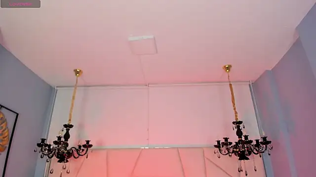 Snapshot of Aitana_Hilton_ chatting on November 23, 11:42 am Aitana Hilton online show from November 23, 11:42 am