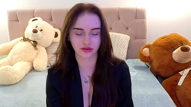 Lilliana Moon online show from March 19, 8:25 am