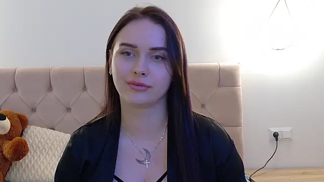 Lilliana Moon online show from March 18, 3:44 pm